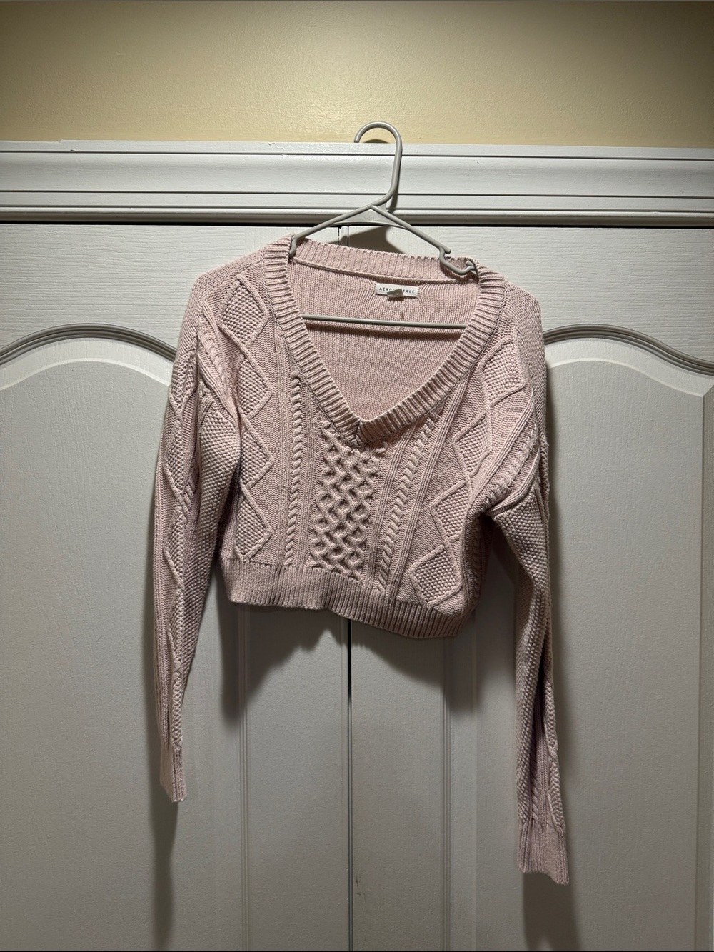 Aeropostale Pale Pink Cable V-Neck Cropped Sweater